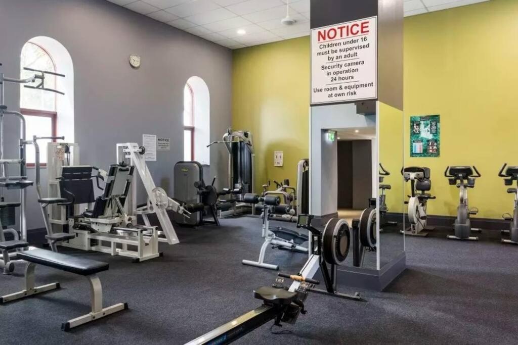 Homely In Sought After Building Apartment Sydney